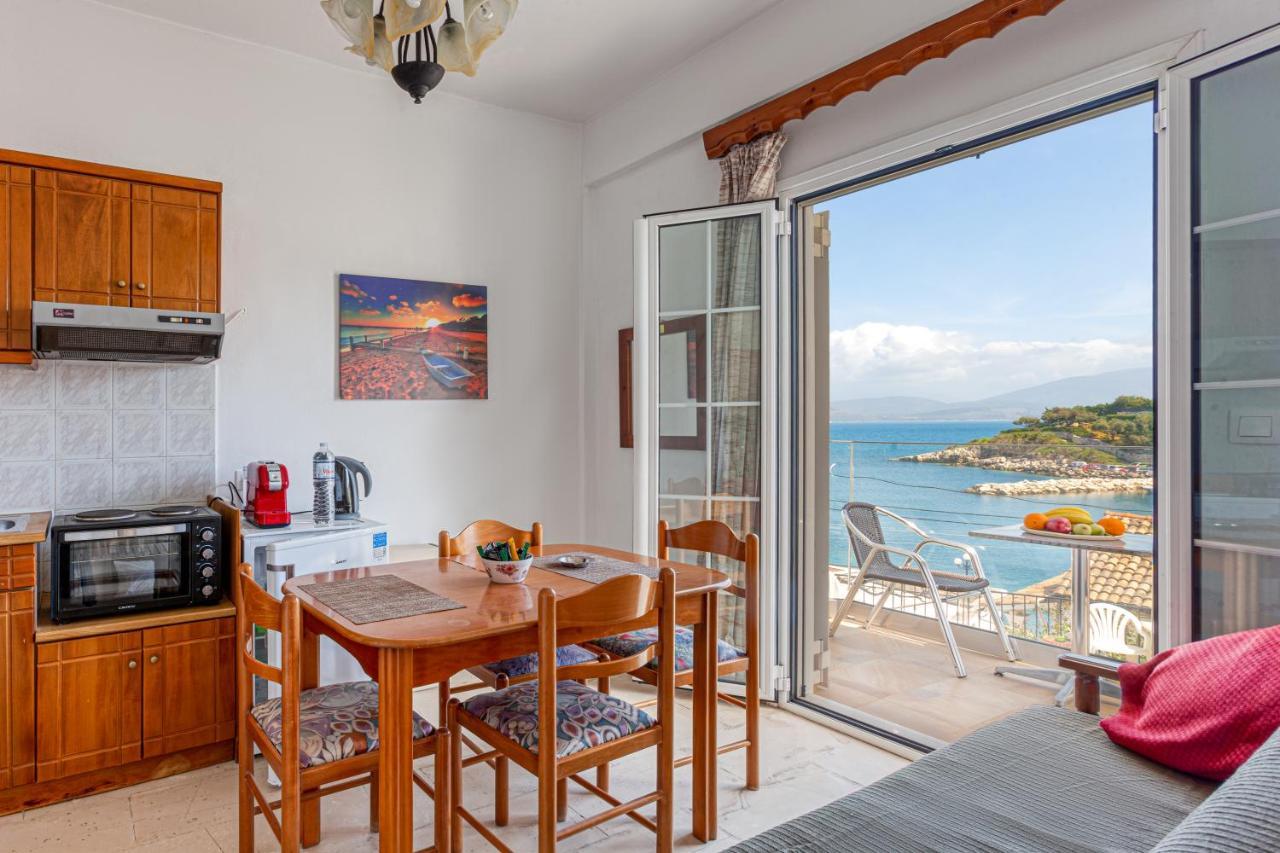 Limani Apartments Kassiopi Zewnętrze zdjęcie